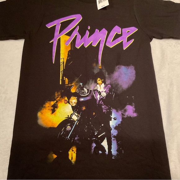 Prince Men’s/Unisex Purple Rain Cover T-Shirt Size Small New With Tags - Picture 3 of 8